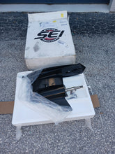 Load image into Gallery viewer, New SEI SE306 Gearcase Johnson Evinrude Lower unit has warranty
