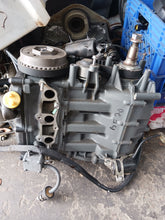 Cargar imagen en el visor de la galería, BF honda 9.9, 15, 20 hp powerhead, electric start package
