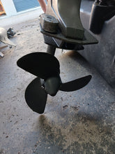 Cargar imagen en el visor de la galería, BF 2 hp honda four stroke outboard parts motor-lower unit, prop, recoil
