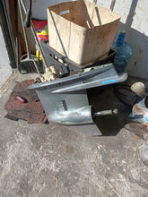 Cargar imagen en el visor de la galería, F150 200 4 cylinder  yamaha 25 inch lower unit resealed serviced

