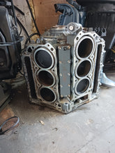 Charger l'image dans la galerie, Df 200 225 250 Suzuki 6 cylinder heads,block,crankshaft
