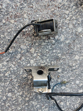 Charger l'image dans la galerie, 50 60 70 tohatsu nissan two cylinder two stroke parts

