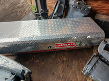 Cargar imagen en el visor de la galería, Sears craftsman truck bed tool chest silver aluminum

