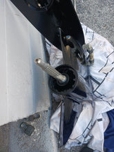 Cargar imagen en el visor de la galería, 2.5 150 hp 200 hp Mercury Racing Lower Coned w Bob's Low water pickup
