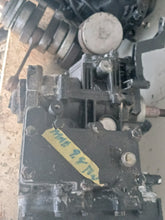 Cargar imagen en el visor de la galería, 8 hp, 9.8 hp tohatsu nissan parts- head, top cowling, recoil, coil plate, powerhead
