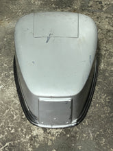 Charger l'image dans la galerie, 115 HP Yamaha Cowling engine cover 6E5-42610-41-EK two stroke 84-89 nla outboard
