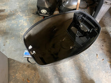 Cargar imagen en el visor de la galería, 350 hp Mercury 8M0100167 8M0103307 885354 TOP COWL Four Stroke VERADO 200-400 hp engine cover
