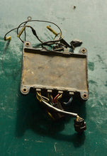 Charger l'image dans la galerie, 150 175 200 hp Yamaha CDI cu2683 control unit 61H-85540-00-00, 1990 - 1993 Two Stroke (ignition box)
