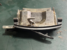 Charger l'image dans la galerie, DF 250 225 hp Suzuki 61831-93J12-0EP FRONT PANEL side cover 2004-11 four stroke
