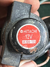 Charger l'image dans la galerie, DT 55 65 75 Suzuki Hitachi TRIM RELAY solenoid A104-125 A104-124 TRIM SWITCH 07501-581237 37850-95611 two stroke more hp comp
