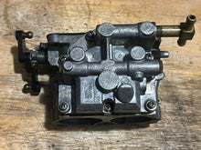 Cargar imagen en el visor de la galería, 200 175 150 hp Mercury CARBURETOR SET WMH-16 top 3308-9672A44 3311-818650A4 818650A52, center 3308-9672A45 818650A5 818650A53
