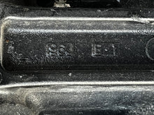 Charger l'image dans la galerie, DF 150 hp Suzuki SWIVEL BRACKET for 25” models 43111-96J10-0EP four stroke 2006-2016 some 175 200 hp compatibility
