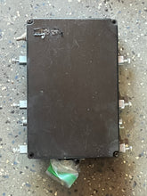 Cargar imagen en el visor de la galería, 200 175 150 Yamaha 6R3-85542-00-EK cdi electrical bracket, cover &amp; bolts 6R3-85537-00-00 ‘90-94 TWO STROKE
