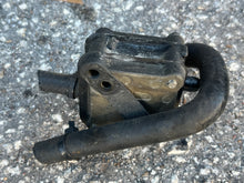 Cargar imagen en el visor de la galería, 250 hp Yamaha FUEL PUMP 14360A43 14360A71 two stroke EFI  1994-1996 some compatibility 225 300 hp
