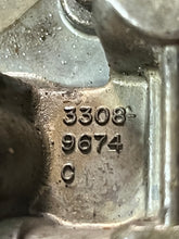 Cargar imagen en el visor de la galería, 175 hp Mercury CARBURETOR SET 9672A4 9672A5 9672A6 3308-9672-C two stroke V6
