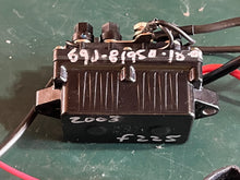 Charger l'image dans la galerie, f 225 hp Yamaha 69J-81950-10-00 Power RELAY ASSY electrical 2003 200 225 hp Four Stroke
