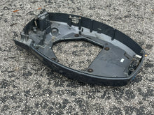 Charger l'image dans la galerie, F 100 80 hp Yamaha BOTTOM COWLING ASSY 67F-42710-00-4D four stroke 1999-2002
