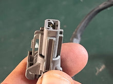 Cargar imagen en el visor de la galería, f 350 300 hp Yamaha 6AW-8259M-00-00 WIRE HARNESS ASSY 2, 6AW-81925-01-00 TERMINAL four stroke 2007-19
