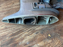 Cargar imagen en el visor de la galería, 150 200 hp Yamaha 25” MIDSECTION two stroke 2.6 hpdi 2000-2005 UPPER CASING 6E5-45111-23-8D SWIVEL 64E-43311-20-8D CLAMPS 64E
