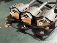 Cargar imagen en el visor de la galería, BF 50 40 hp Honda 30500-ZW4-H01 IGNITION COIL ASSY nla with coil harness
