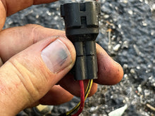 Load image into Gallery viewer, BF 225 200 175 hp Honda 16200-ZY3-003 SOLENOID VALVE &amp; bracket four stroke 2002-up
