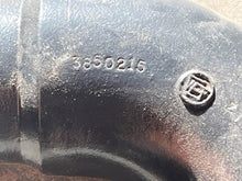 Load image into Gallery viewer, Volvo Penta 3850215 y-shape exhaust pipe set OMC 3850215 mercruiser
