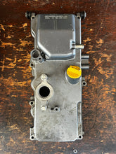 Charger l'image dans la galerie, f 50 hp Yamaha CYLINDER HEAD COVER 62Y-11191-01-9S 62Y-11191-00-94 PLUG 6G8-15363-00-00 four stroke 1995-2004 62Y-01 62Y-00 s
