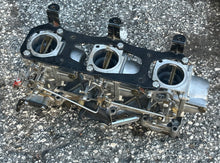 Charger l'image dans la galerie, 90 75 hp Yamaha 6H1-14301-15-00 CARBURETOR set 14302 14303, 6H1-13641-02-94 MANIFOLD, 688-13610-00-00 REED VALVE two stroke 1
