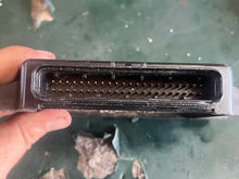 Cargar imagen en el visor de la galería, F 150 hp Yamaha ECU 63P-8591A-33-00 F8T 94371 four stroke 2006-2007 - 2000 hours - superseded number 63P-30 through 63P-38
