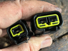 Load image into Gallery viewer, 150 175 200 hp YAMAHA hpdi STATOR 68F-81410-00-00 two stroke ELECTRICAL two connector 2000-2014
