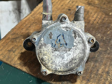 Charger l'image dans la galerie, BF 130 115 16700-ZW5-004 fuel pump 1999-2006 four stroke
