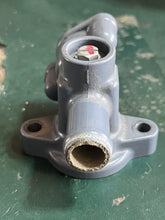 Cargar imagen en el visor de la galería, f 250 225 200 hp Yamaha thermostat cover 1 anode 6P2-1240H-00-9S 69J-1240H-00-1S four stroke 2002-2018
