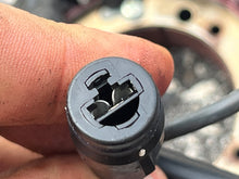 Cargar imagen en el visor de la galería, f 90 hp Yamaha STATOR 67F-85510-01-00 four stroke 2002-2004 75 80 100 hp
