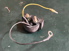 Charger l'image dans la galerie, Hitachi NS5C-281-1 RELAY 12 volt SOLENOID two stroke outboard
