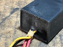 Cargar imagen en el visor de la galería, 250 225 200 hp Yamaha OX66 65L-81950-00-00 Relay 1997-2002 TWO STROKE

