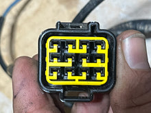 Cargar imagen en el visor de la galería, 150 hp Yamaha 64D-82590-00-00 ENGINE HARNESS two stroke 175 200 Hp 1996-2001
