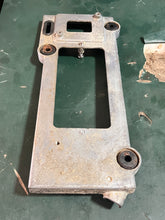 Charger l'image dans la galerie, 150 175 200 hp Yamaha electrical cdi BRACKET 6G5-85542-00-94 two stroke 1984-1989
