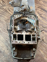 Charger l'image dans la galerie, 150 175 200 hp Yamaha 20” MIDSECTION hpdi SWIVEL 64E-43311-10-8D UPPER CASING 6E5-45111-02-8D  STEERING BRACKET 68F-42510-A0-
