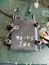 Charger l'image dans la galerie, 90 115 Johnson 584845 power pack CD4a0L61 control unit 0584845 585032c two stroke OIS

