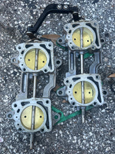 Cargar imagen en el visor de la galería, 140 125 120 hp Evinrude Johnson v4 THROTTLE BODY ASSY 0432511 with CARBURETOR LINK 0432773 two stroke looper 1988-1990
