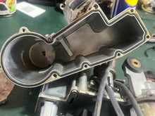 Load image into Gallery viewer, 250 hp Yamaha OX66 VST FLOAT CHAMBER W TOP 66K-14980-00-00 &amp; FUEL PUMP 67H-13907-00-00 Two Stroke v6 150 - 225 hp 1999-2003
