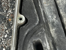 Charger l'image dans la galerie, LOCAL PICK UP: 200 - 300 hp Evinrude E-tec LOWER SIDE COVER SET 25” 5005932 0350875 5005206 0350881 Two Stroke
