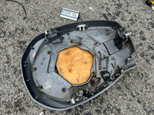 Cargar imagen en el visor de la galería, f 225 200 hp Yamaha BOTTOM COWLING ASSY 69J-42710-02-8D 69J-02 four stroke 2005-2010
