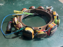 Charger l'image dans la galerie, 90 hp Yamaha STATOR 6H1-85510-00-00 Two Stroke 3 Cylinder 1990-1991
