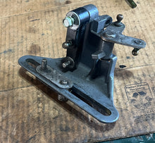 Charger l'image dans la galerie, BF 150 135 24628-ZY6-000 SHIFT LINK BRACKET w 17931-ZY6-000 THROTTLE ARM 2004-up FOUR STROKE
