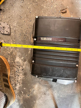 Cargar imagen en el visor de la galería, 150 hp Yamaha INTAKE AIRBOX COVER 1 6G5-14417-00-94 6G5-14417-10-94 COVER 2 6G5-14418-00-00 Two Stroke 1984-1999 some 175 200 220 hp
