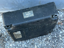 Charger l'image dans la galerie, 250 hp Mercury IGN ECM control Unit 83004417 Ignition ECU 112100-3100 w/ 8300468 EFI ECM Engine Control Unit 830046 8 112100-

