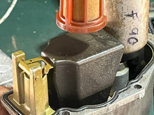 Load image into Gallery viewer, f 90 75 hp Yamaha vst FLOAT CHAMBER 6D8-14180-20-00 PUMP 6C5-13907-00-00 COOLER 6C5-21841-00-00 four stroke 2005-2011
