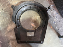 Charger l'image dans la galerie, 200 225 250 hp Evinrude E-tec FLYWHEEL COVER 350568 two stroke 2005 some 300 hp compatibility

