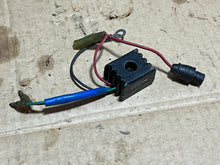Charger l'image dans la galerie, 9.9 15 25 30 40 hp Yamaha 664-81970-61-00 voltage RECTIFIER special adaptor two stroke 1984-1993
